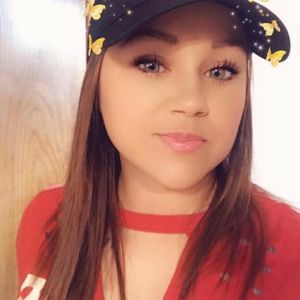 Meet your Posher, Fabiola